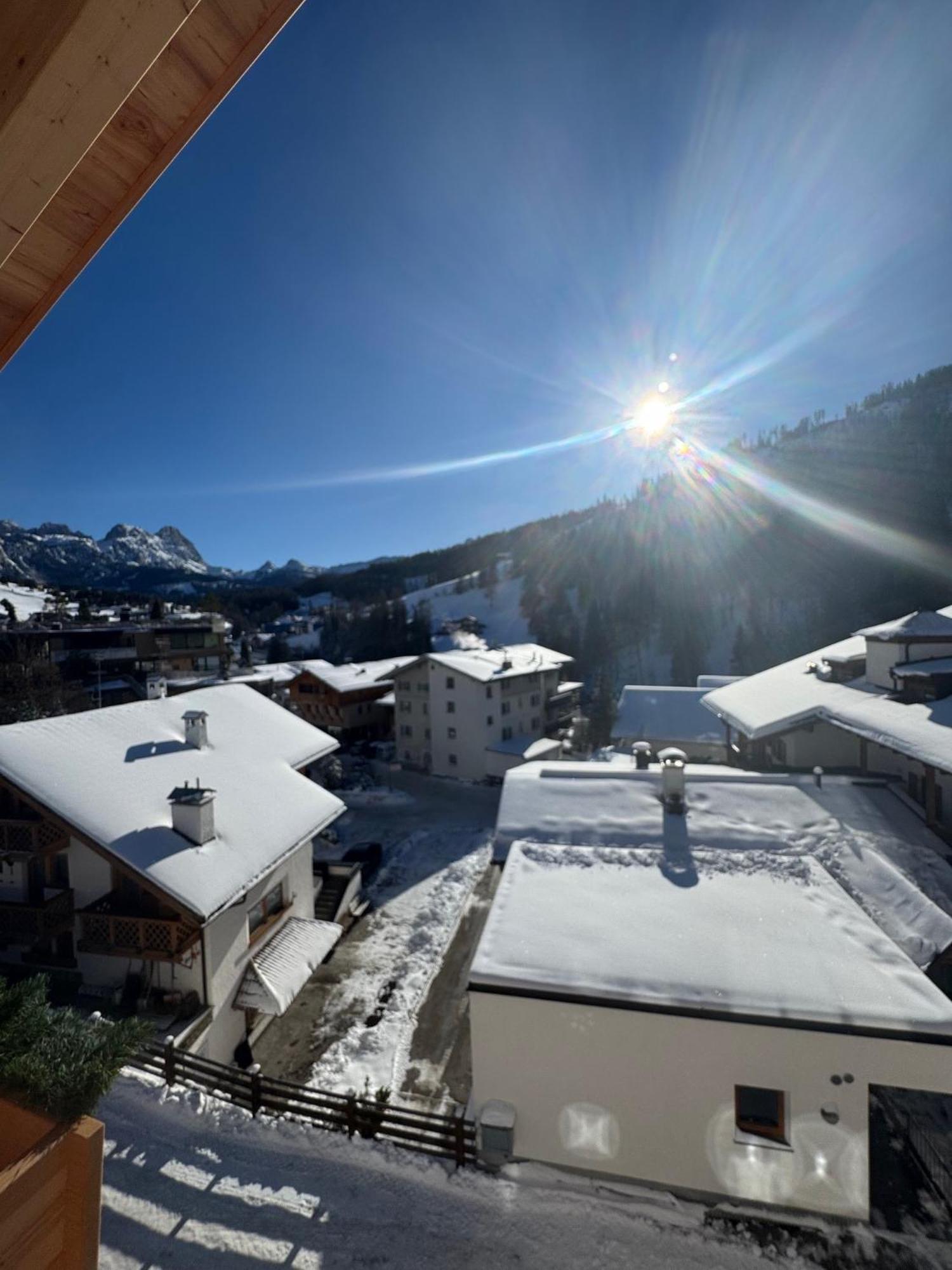 Residence Vajolet San Cassiano Екстер'єр фото