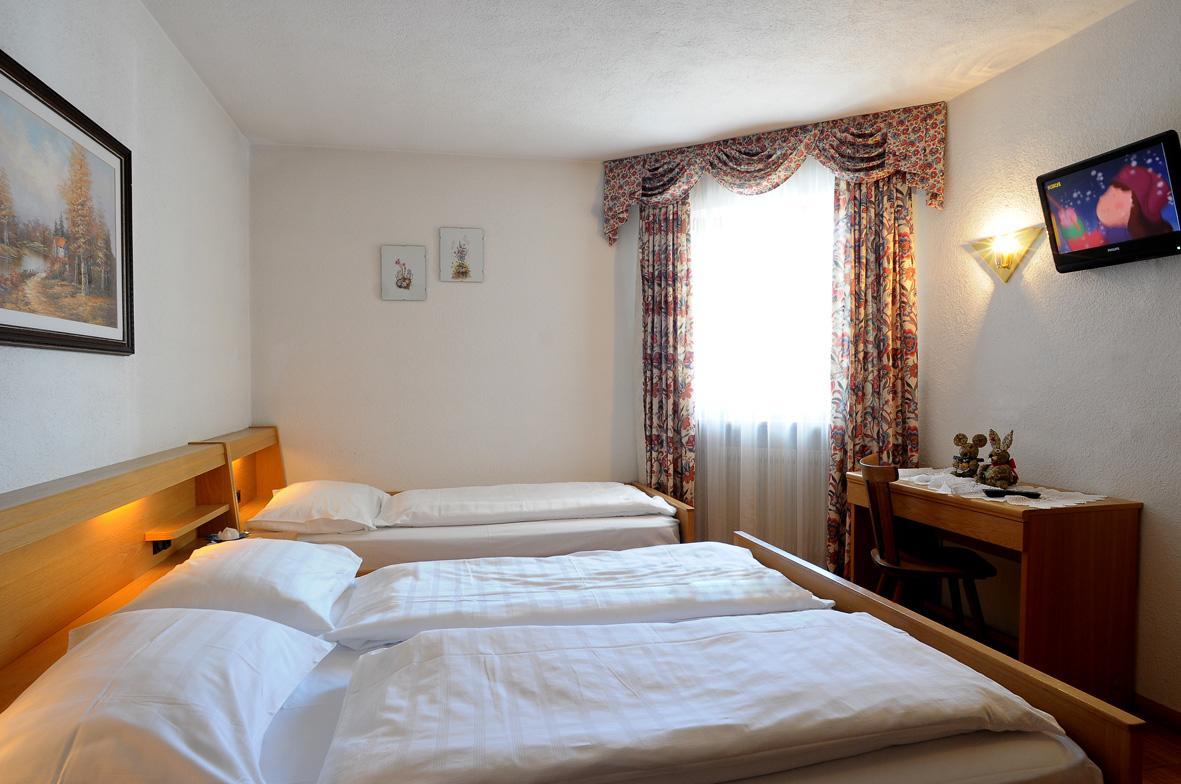 Residence Vajolet San Cassiano Екстер'єр фото