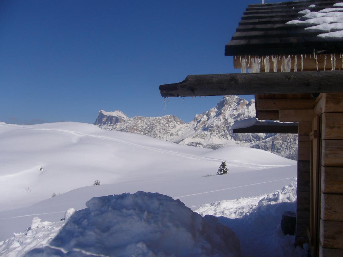 Residence Vajolet San Cassiano Екстер'єр фото